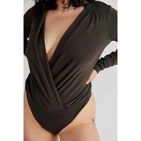 Free People Womens Turnt Draped Long Sleeve Bodysuit Top Dark Green XS, $68 NWT - Picture 4 of 6